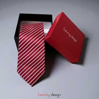 Cà vạt lụa kẻ đỏ ( các mẫu )